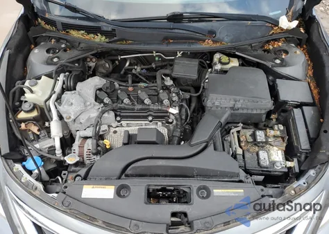 2015 Nissan Altima 2.5 из США, поврежденный, VIN 1N4AL3AP2FC469791